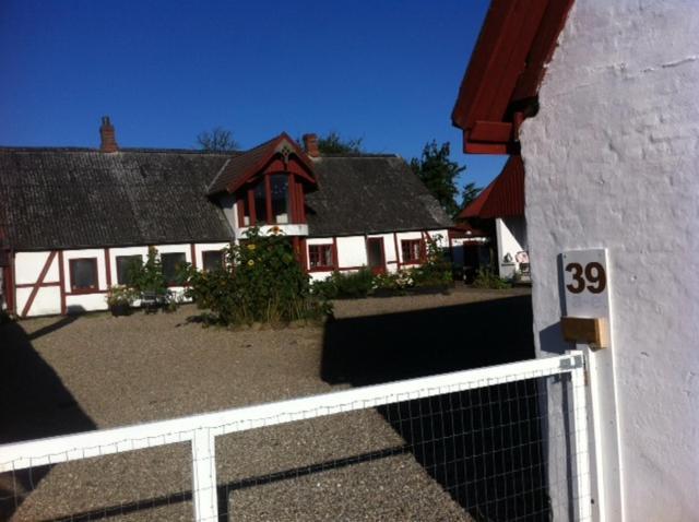 Bed and breakfast Praestogaard Extérieur photo